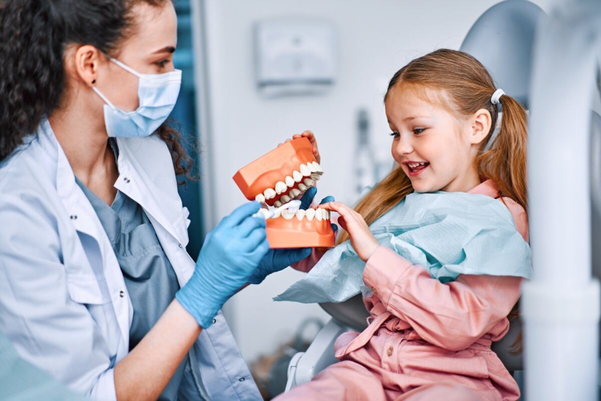 childrens dentistry what to expect at your childs first dental visit